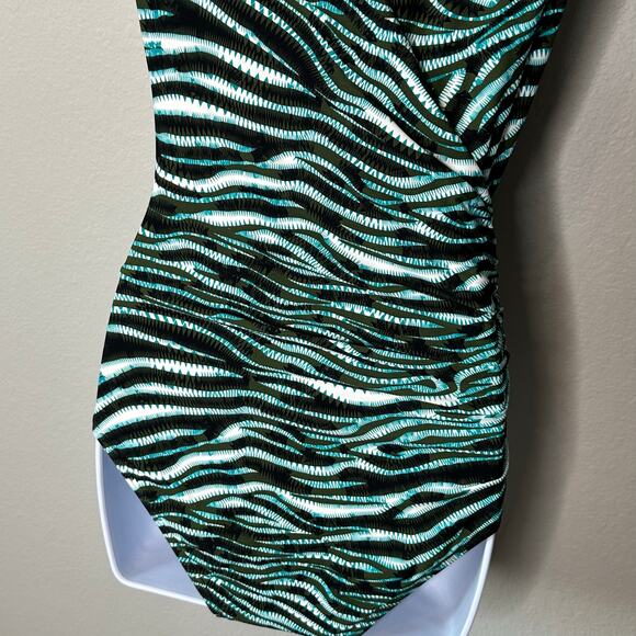 NWOT Vince Camuto Zebra Print Wrap Swimsuit Nylon Blend – Size 6 - Picture 5 of 8